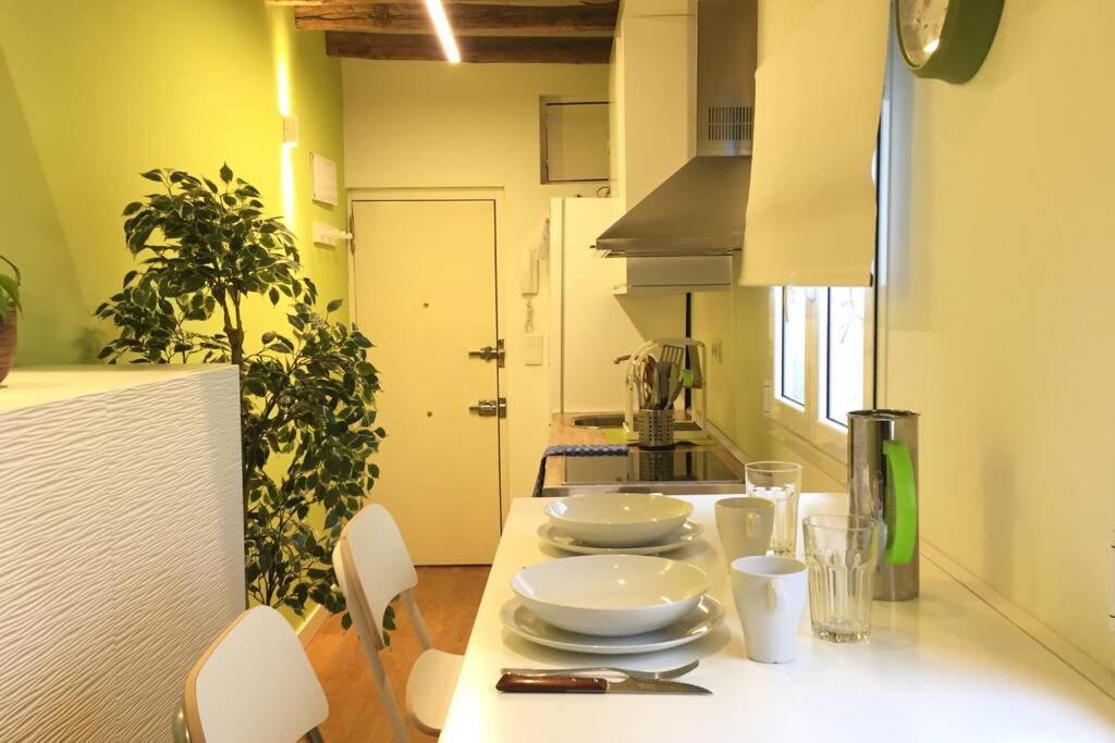 Plaza Mayor-Acogedor Apartamento En Edificio Historico Del Centro-Wifi Apartment Madrid Luaran gambar