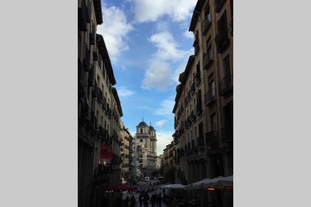Plaza Mayor-Acogedor Apartamento En Edificio Historico Del Centro-Wifi Apartment Madrid Luaran gambar